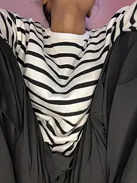 paribaby09 online show from February 18, 2026, 9:05 am