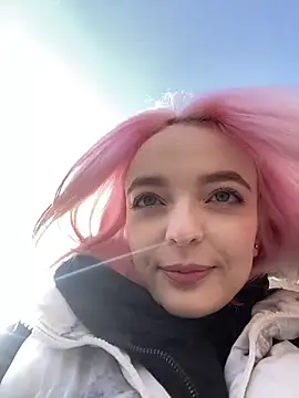 aka Blonde online show from March 1, 2026, 6:26 am