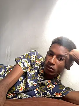 twink gabrielll online show from June 24, 2026, 8:41 pm