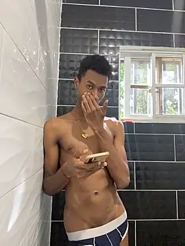 twink gabrielll online show from July 12, 2026, 8:33 pm