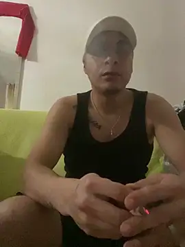 s1m0n18 online show from January 18, 2026, 7:50 pm