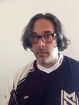 Snapshot of Big_vittollo chatting on February 12, 2026, 2:23 pm Big vittollo online show from February 12, 2026, 2:23 pm