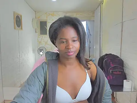 Snapshot of Betany_Grey chatting on February 18, 2026, 2:51 am Betany Grey online show from February 18, 2026, 2:51 am