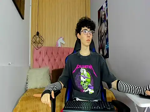 Syriussz online show from February 7, 2026, 7:17 pm