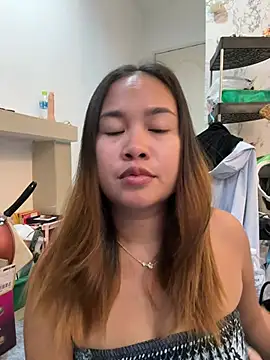 Ponthip online show from April 21, 2026, 1:06 pm