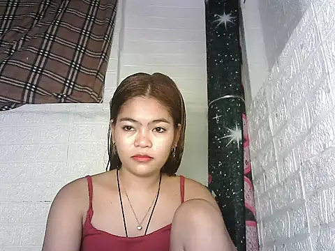 Sexyhotjove online show from July 4, 2026, 2:23 pm