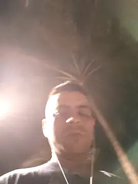 ashleellaunda7582 online show from April 9, 2026, 4:23 pm