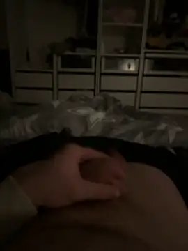 Snapshot of NotatingGrinder chatting on February 16, 2026, 1:57 am NotatingGrinder online show from February 16, 2026, 1:57 am