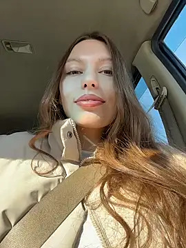 Snapshot of LeiaMood chatting on February 15, 2026, 5:04 am LeiaMood online show from February 15, 2026, 5:04 am