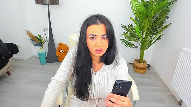 Carla Shine online show from January 12, 2026, 3:01 am