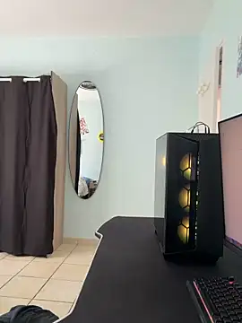 Faucettes online show from March 31, 2026, 8:48 am