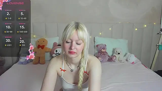 AdeleSilvy online show from June 1, 2026, 2:02 am
