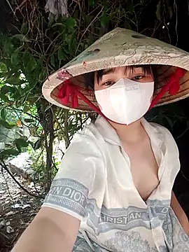 EnzxMoon02 online show from February 2, 2026, 4:22 am