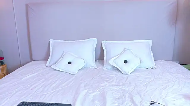 zarah queen online show from February 19, 2026, 3:13 am