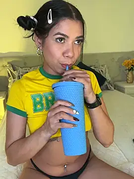 Little Lexyy online show from June 20, 2026, 4:26 am