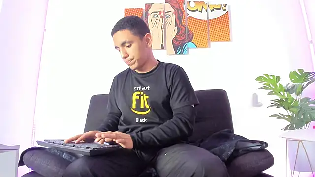 Snapshot of morganqueen chatting on January 12, 2026, 3:28 pm morganqueen online show from January 12, 2026, 3:28 pm