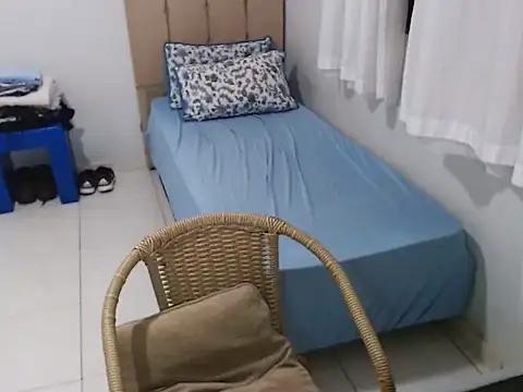 Snapshot of lipegonzalezz chatting on March 3, 2026, 3:45 am lipegonzalezz online show from March 3, 2026, 3:45 am