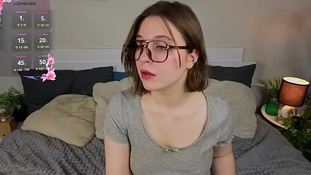 Next2Marie online show from May 27, 2026, 6:32 am