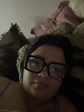 Snapshot of kimelizha chatting on January 11, 2026, 9:03 am kimelizha online show from January 11, 2026, 9:03 am