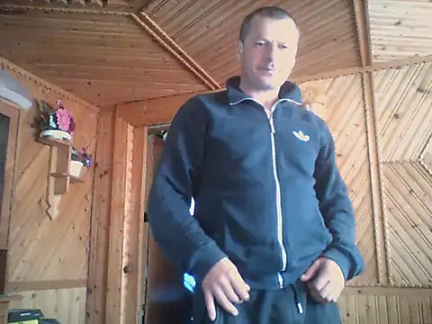 Ivan9iutt online show from April 24, 2026, 12:51 pm