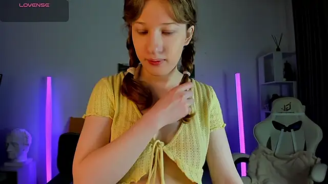 tracy aw online show from March 30, 2026, 6:36 am