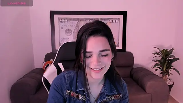 LucianaMoreau online show from January 18, 2026, 2:15 am