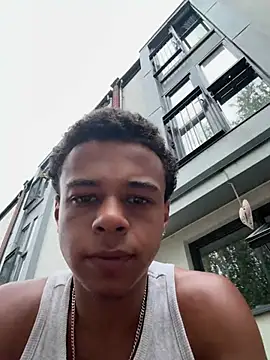 l-laross online show from July 23, 2026, 3:32 pm