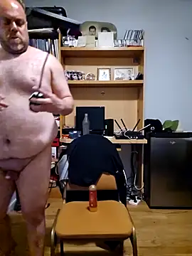 Snapshot of pablovlar chatting on February 11, 2026, 3:22 am pablovlar online show from February 11, 2026, 3:22 am