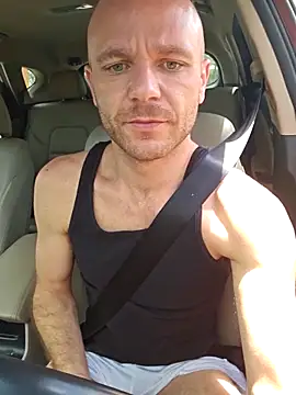 FrankieFuckMe online show from April 10, 2026, 3:50 pm