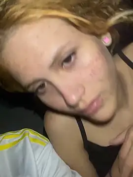 javi182025 online show from March 3, 2026, 12:50 am