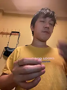 asian guy67 online show from March 15, 2026, 3:18 pm