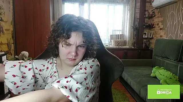 sewsewsewe online show from February 24, 2026, 10:08 pm