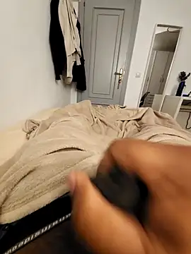 Snapshot of crazygu14456 chatting on February 12, 2026, 12:38 am crazygu14456 online show from February 12, 2026, 12:38 am