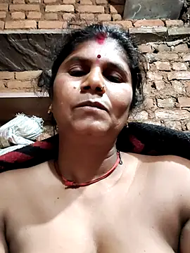 Hot di97 online show from February 8, 2026, 10:46 pm