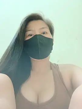 Lyly-68688 online show from May 18, 2026, 8:53 am