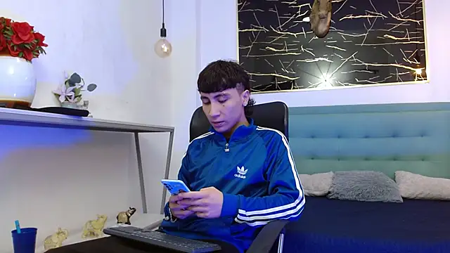 XanderGrey8 online show from January 17, 2026, 6:55 pm