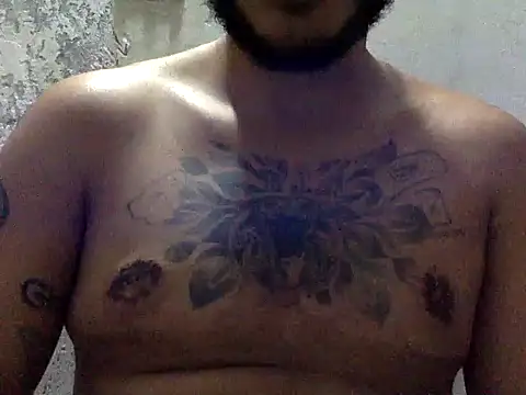 Tito 12  online show from February 3, 2026, 3:04 am