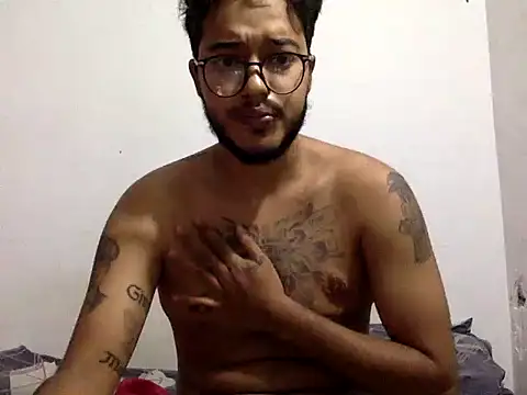 Tito 12  online show from February 4, 2026, 10:21 am