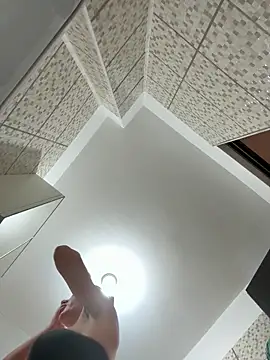 Missolevelvet online show from March 18, 2026, 9:07 pm