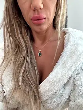 Missolevelvet online show from April 16, 2026, 8:04 am