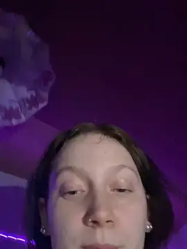 Snapshot of YoungLisaa18 chatting on February 10, 2026, 7:51 pm YoungLisaa18 online show from February 10, 2026, 7:51 pm