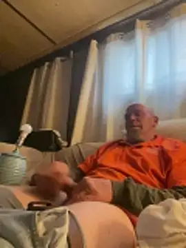 sofnhornyforu online show from April 1, 2026, 9:34 pm