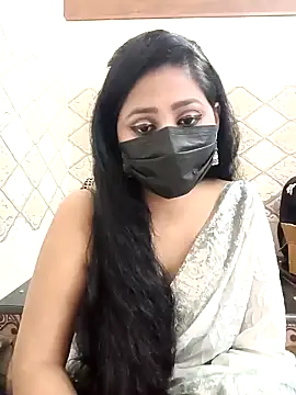 Cute purnima143 online show from February 9, 2026, 5:39 pm