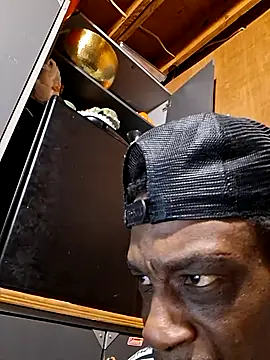 wetmouthrio  online show from March 20, 2026, 12:43 pm