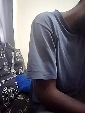 FINEBABYWOLF online show from April 19, 2026, 12:59 pm