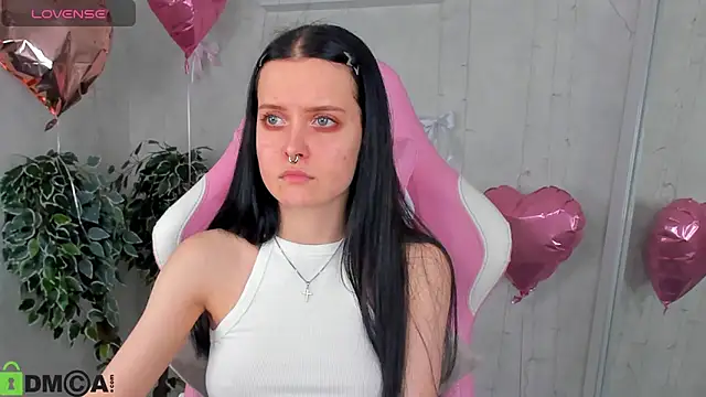 Snapshot of Kessi_Millisis chatting on February 19, 2026, 7:26 am Kessi Millisis online show from February 19, 2026, 7:26 am