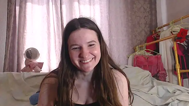 Snapshot of RileySteeele chatting on April 22, 2026, 4:37 am RileySteeele online show from April 22, 2026, 4:37 am