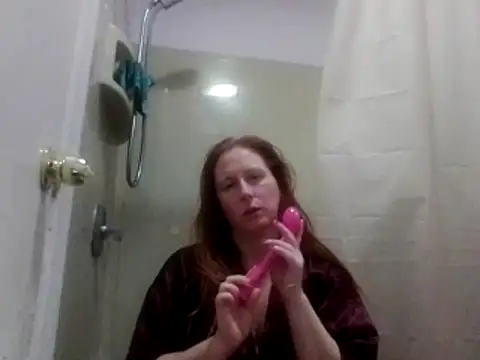 Snapshot of Annafun321 chatting on February 11, 2026, 2:33 pm Annafun321 online show from February 11, 2026, 2:33 pm