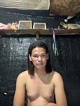 HugeAgatha online show from February 11, 2026, 3:17 pm