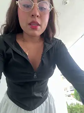 ThamaraGen  online show from April 7, 2026, 5:24 pm